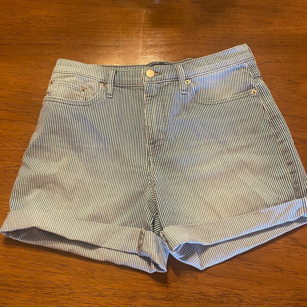 Calvin Klein Striped Cuffed Jean Shorts size 6